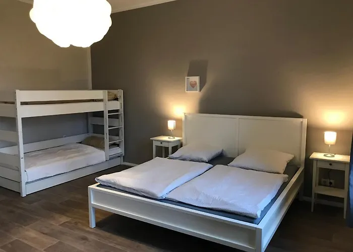 Ferienwohnung Rossplatz - 3-Zimmer Im Zentrum